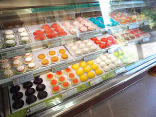 Jelly no Ie - ずらりと並ぶ、色とりどりのゼリーたち。壮観です！