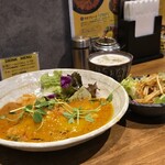 SPICY CURRY 魯珈 - 