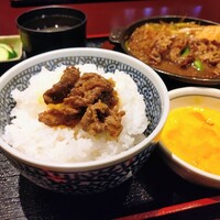 荒井屋 万國橋店 - 『牛鍋定食（1540円税込）』※ご飯大盛（無料）