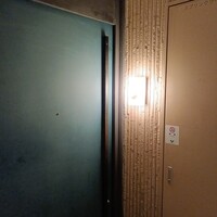 十番 無鴨黒 - 入口のドア