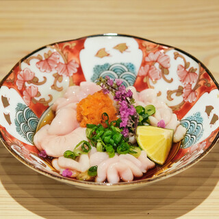 계절의 맛을 즐기는 일품 요리.