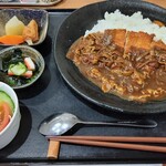 カフェ エニシ - 月に一度のカツカレーセット　¥900