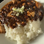 悟空軒 - ◆麻婆豆腐丼【小鉢2種】
      　¥790（税込990）