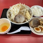 ラーメン もっけだの - 『朝食セット(ラーメンニンニク野菜マシマシ＆ライス普通)＋A賞特典』