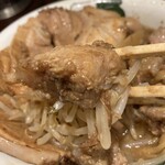 ラーメン 雷 - トロ豚