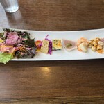 HICKORY Sea Side cafe - 