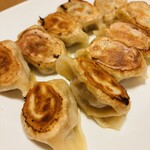 玉龍飯店 - 焼き餃子