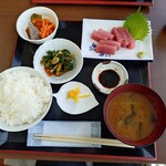ミヨシ&どんぐり - 刺盛（鮪）定食