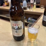魚三酒場 - ビンビール。大瓶が嬉しい！