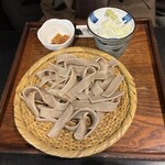 百々亭 - 太打ち田舎そばのざる