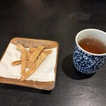百々亭 - 揚げそば・そば茶