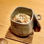 すしやのたい悟 - 桜海老の茶碗蒸し。ほっこり温まる極上の茶碗蒸しはいついただいても安定の美味しさ♡木の子や海鮮も入って具沢山です。