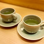 すしやのたい悟 - 温かいお茶。新しく目にする可愛らしいカップ＆ソーサー♬.*ﾟ
