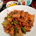 中華萬菜赤兎 - 料理写真:国産鶏肉の唐辛子炒め