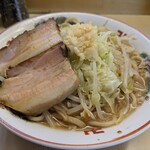 塩中華と二郎系の店  まんじ - 