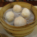 Canton's Dim Sum Expert - 海老餃子