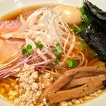 東行 - 鶏清湯醤油ラーメン（2014.10）