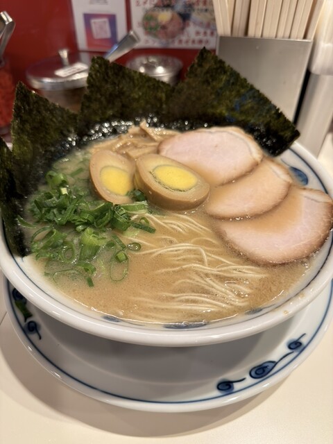 【渋谷区】LGスタイラー*引越しのため早い者勝ち(11/5まで) ☠️👻☠️👻☠️👻☠️ 💙☠️50'S Black別珍ALOHAスカルスカジャン