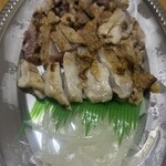 地鶏の元 中央駅前店 - さしみ(小)
                                ¥350