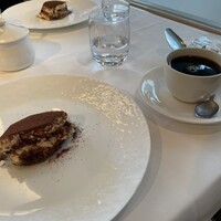 フラットリア - 