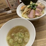 麺屋 一八 - 鴨つけ麺、大盛
