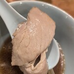 中華そば しば田 - 豚の肩ロース。甘いです。