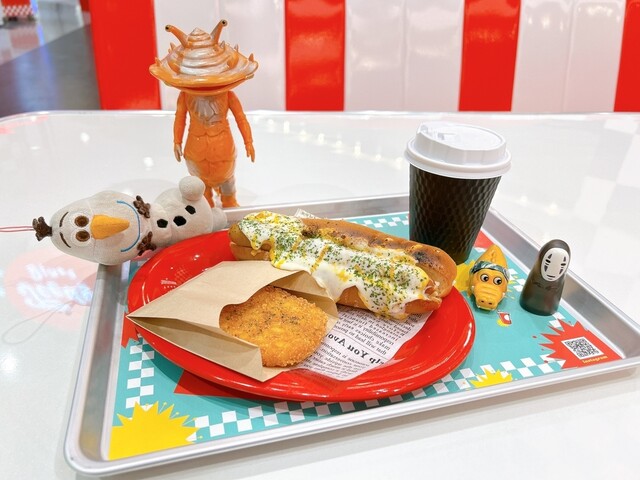 Feedy Diner&Arcade 綾川店 - 綾川/ホットドッグ | 食べログ