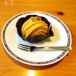 コメダ珈琲店 - 初めての「ごまいもんぶらん」