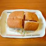 コメダ珈琲店 - 「エビカツパン」