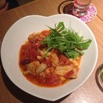 テーブルテラス - 4種の豆とチキンのトマトスープリゾット