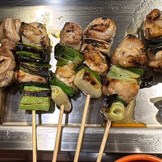 口コミ一覧 : 秋吉 阿波座店 （あきよし） - 阿波座/焼き鳥 [食べログ]