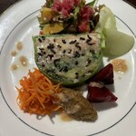 欧風食堂トーマ - 前菜カスベですと！