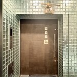 一石三鳥 - ◉店舗入り口