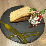 Cheese Meets Meat - シフォンケーキ