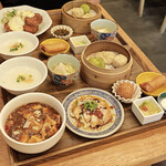 鶏と点心と町中華 梅田 - 