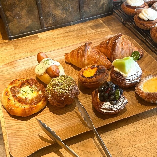 by daiki0027 : 丘の上のパン屋 - あざみ野/パン | 食べログ