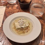 Seafood & Tapas LUBINA - 季節の魚介のアヒージョ