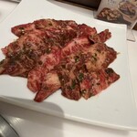 ぴょんぴょん舎  - サービスカルビ的なやつ2人前