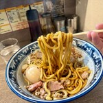 兎に角 - 太麺