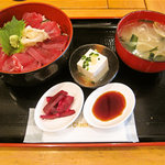 漁十八番 - 新定番食数限定鮪丼