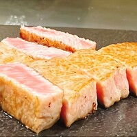 ステーキ パンドラ 匠 - 綺麗な焼き具合(サーロイン)