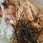 濃麺 海月 - 和え玉鶏油（３００円）