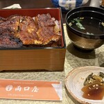 両口屋 - うな重（竹）　3,355円（税込）　4切れ