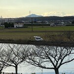 旅館　南荘 - 窓からの眺望　釣りしてる方多数