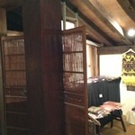 楽の蔵　レストランChez tomo. - 柿の木の大黒柱