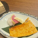 道半ば - 紅鮭のはらす焼