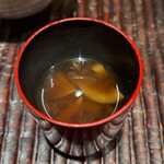 ぬま田 - なめこ赤出汁