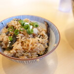 自家製麺沖縄そば 海と麦と - じゅーしー　320円