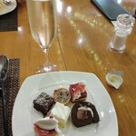 ブラッセリー＆ラウンジ 「シアラ」 - 