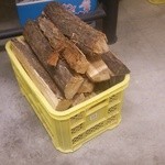 ピッツェリア カンタナポリ - 薪は山梨県産